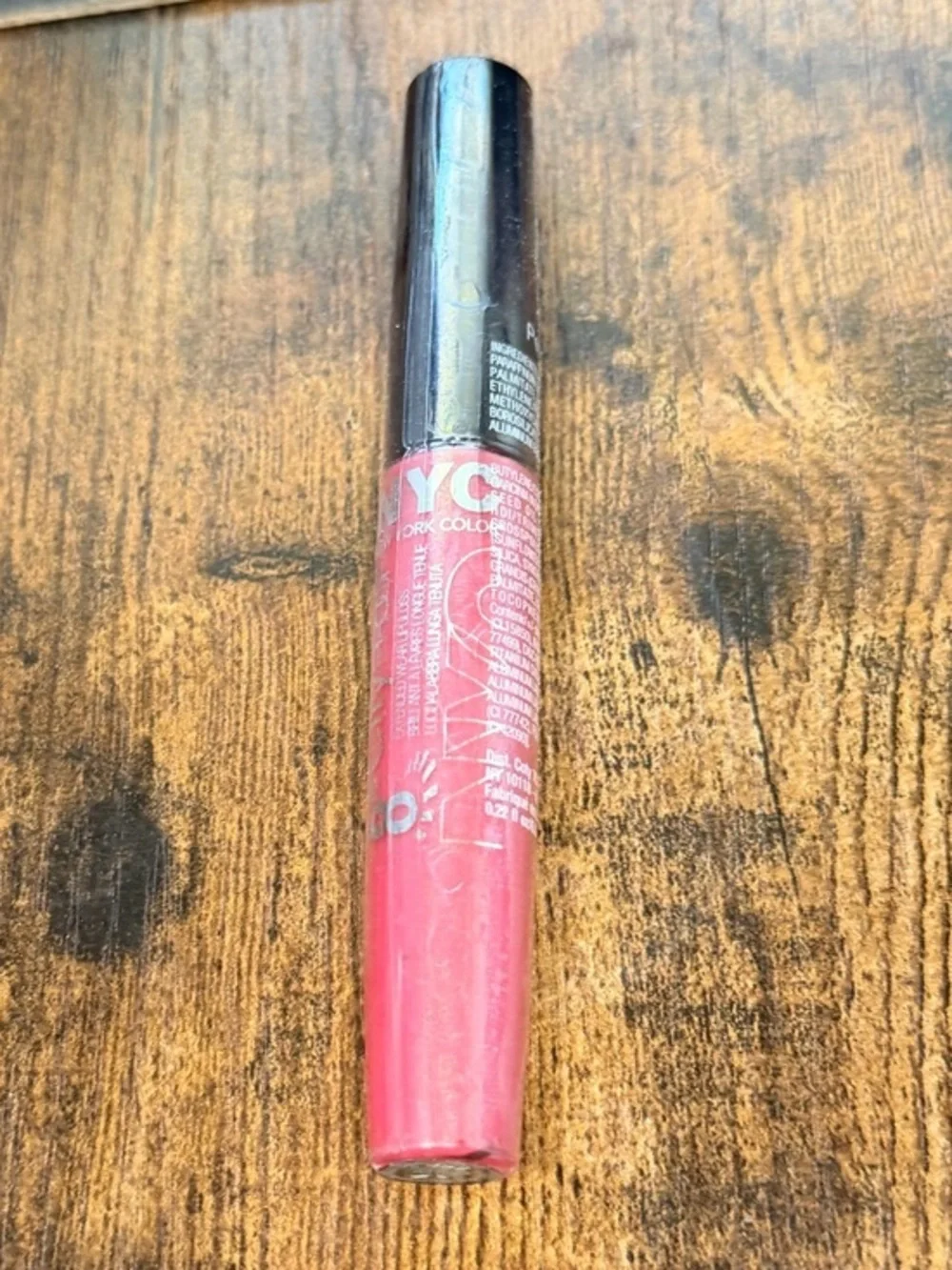 NYC PERPETUALLY HOT PINK 8hr wear Lip Gloss